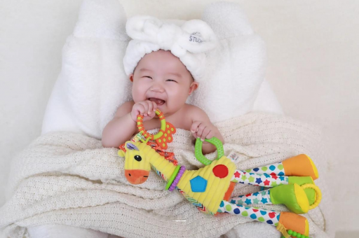 吐鲁番宝宝的口欲期